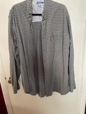 Columbia green and White Plaid Long-Sleeve Button-Down Shirt. XXL Good condition